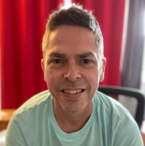 Meet your Posher, Simon